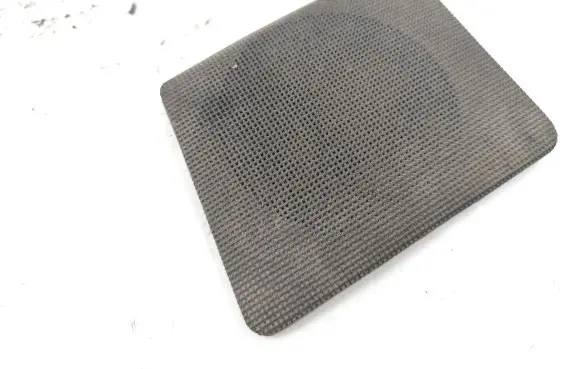 Volkswagen PASSAT B4 Side speaker trim/cover 357857210