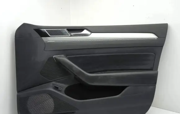 Volkswagen Arteon Front door card panel trim