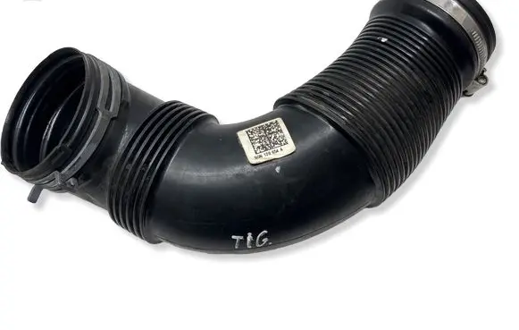 Volkswagen Tiguan Allspace Turbo air intake inlet pipe/hose 5QN129654A 5QN129656