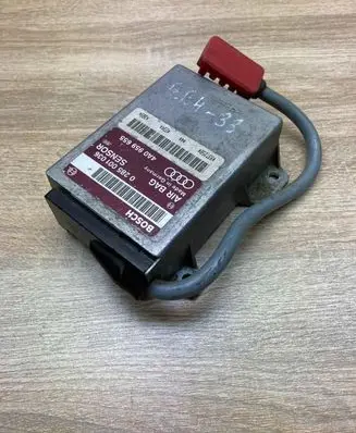 Audi A6 S6 C4 4A Airbag control unit/module 4A0959655 0285001036