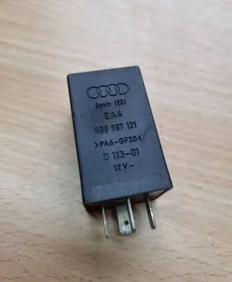 Audi A4 S4 B5 8D Other relay 4D0907131 D11301