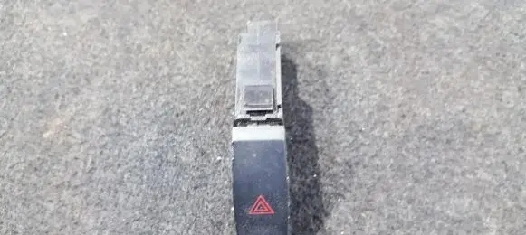 Mazda 6 Hazard light switch 03099700 gs1d664h0a