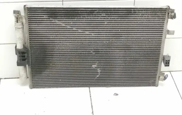 Ford Focus A/C cooling radiator (condenser) Bv6119710bb