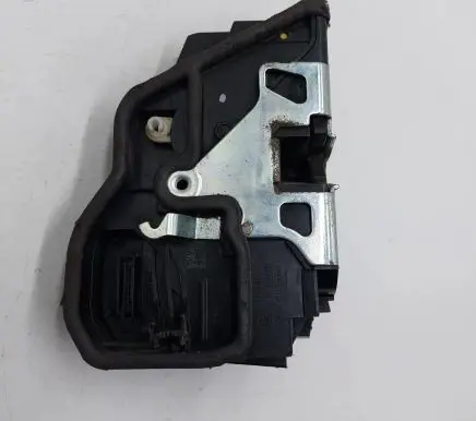 Mini Cooper Countryman R60 Front door lock
