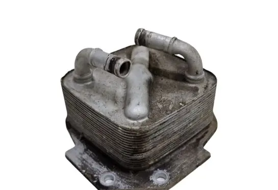 Mazda CX-5 Oil filter mounting bracket