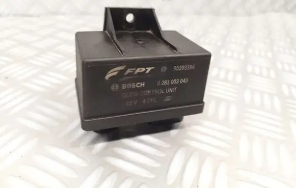 Fiat Bravo Glow plug pre-heat relay 55203394