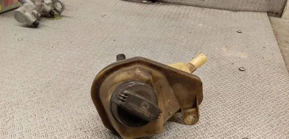 Audi A8 S8 D3 4E Power steering fluid tank/reservoir 4E0422373M