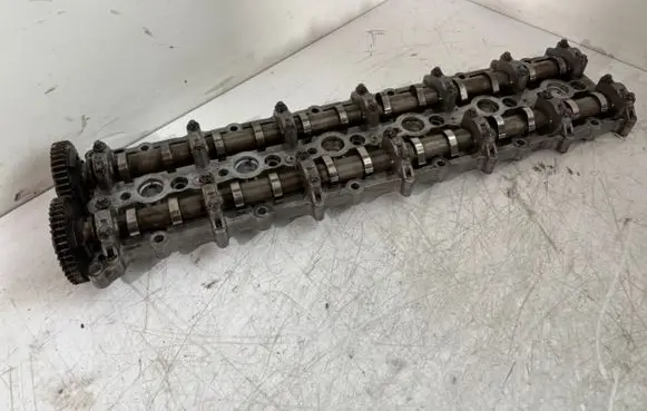 BMW X3 G01 Camshaft 1131857013002 8570130 1131857012901