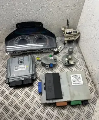Volvo S80 Engine ECU kit and lock set 30785100 0281012765 30786053aa