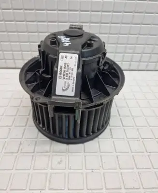 Ford Fiesta Heater fan/blower VP8E2H18456 0130115551 3137231000