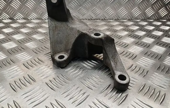 Ford Focus Gearbox mounting bracket AV617M125AA