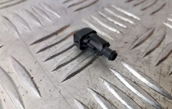 Jeep Cherokee III KJ Windshield washer spray nozzle 
