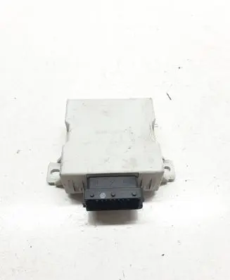 Toyota Corolla Verso AR10 Window wiper relay 150696 051206F43