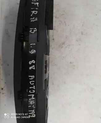 Opel Zafira B Speedometer (instrument cluster) 13308970 SW7655 13308970WM