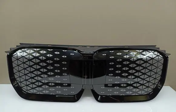 BMW X1 U11 Front bumper upper radiator grill 5113185178 5A7D665