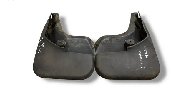 Ford Focus Rear mudguard BM5JA28370AB BM5JA28371AB