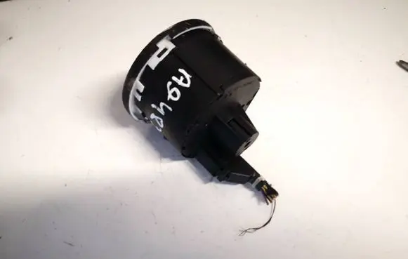 Skoda Octavia Mk2 (1Z) Light switch 1z0941431c