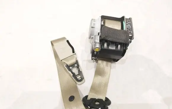 Audi A4 S4 B8 8K Front seatbelt 306226200L63 8K1857705AK 220118