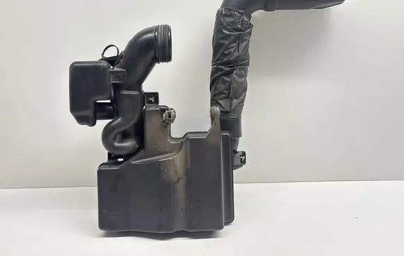 KIA Ceed Intake resonator 28220A2000 28191A2000