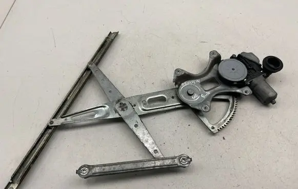 Toyota Prius+ (ZVW40) Rear door window regulator with motor 8571047070 06202021211