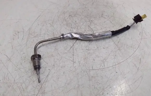 Mercedes-Benz GLA W156 X156 Exhaust gas temperature sensor A0009059005