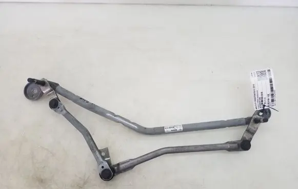 Mercedes-Benz GLK (X204) Front wiper linkage 