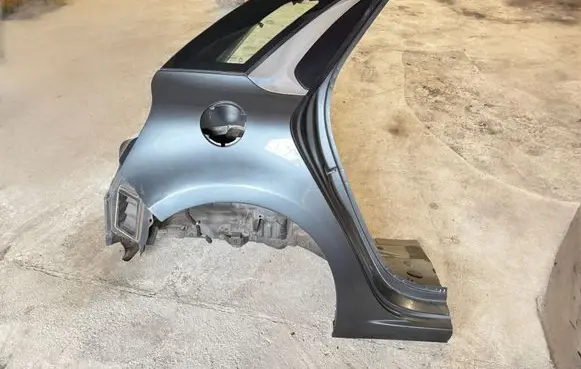 Citroen C4 II Picasso Rear quarter panel 