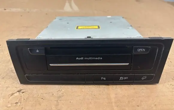 Audi Q5 SQ5 8R Radio/CD/DVD/GPS head unit 8T2035666H 8T2035666E