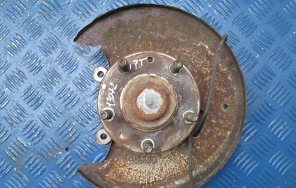 Mazda 6 Rear wheel bearing hub 