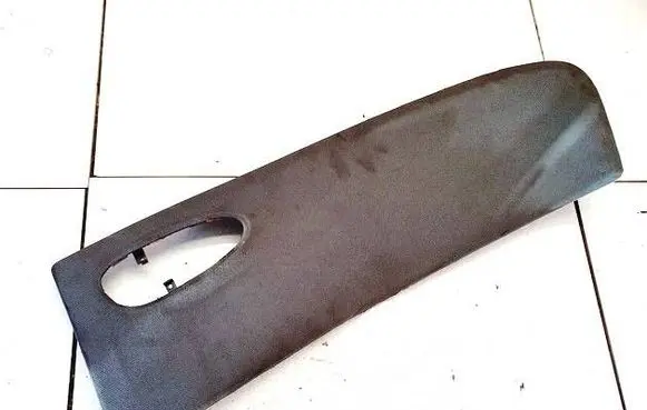 Seat Leon (1P) Other rear door trim element 1P0867116