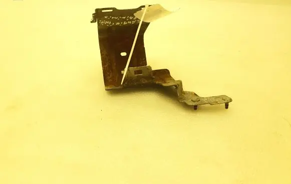 Nissan Qashqai Other engine bay part