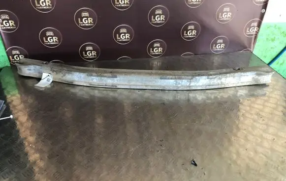 Renault Scenic II - Grand scenic II Front bumper cross member 8200009911