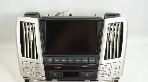 Lexus RX 330 - 350 - 400H Radio/CD/DVD/GPS head unit 8611048390