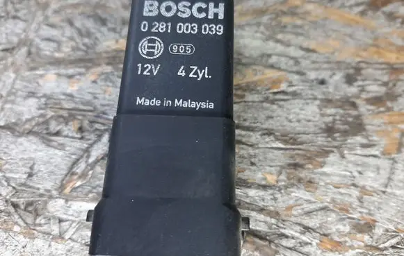 Peugeot Boxer Glow plug pre-heat relay 0281003039
