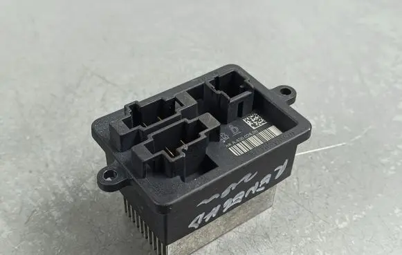 Jeep Renegade Heater blower motor/fan resistor A43002400