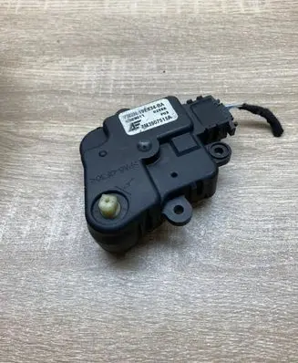 Ford Galaxy Air flap motor/actuator 7M3907511A YM2H19E634BA