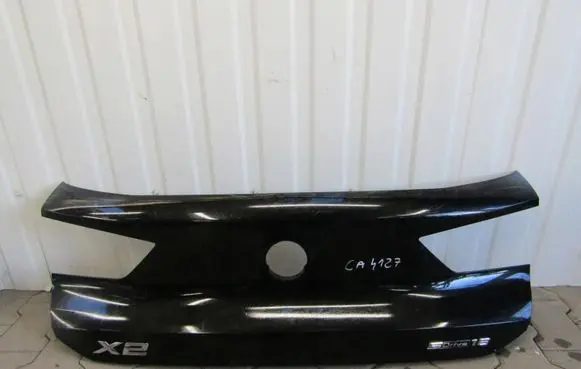 BMW X2 F39 Trunk door license plate light bar 7428466