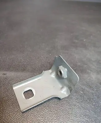 Opel Vivaro Fender mounting bracket 3213R