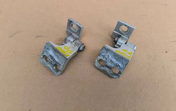 Fiat 500X Front door hinge set 