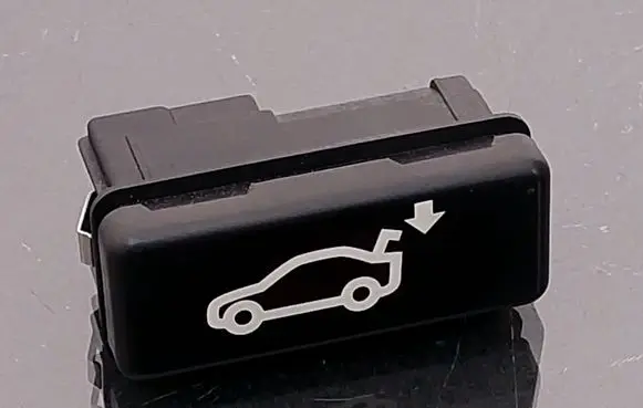 BMW X5 E70 Tailgate/boot open switch button 50359801 8375580