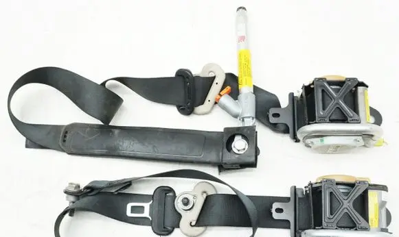 Nissan Note (E11) Front seatbelt 868859U15A