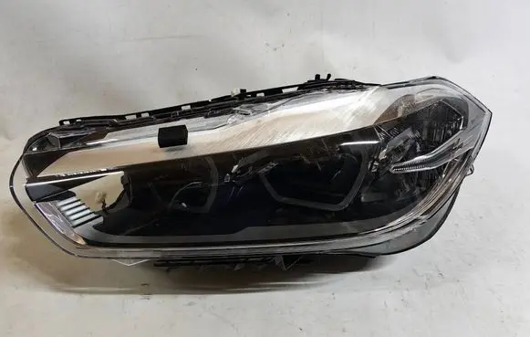 BMW X2 F39 Headlight/headlamp 8738185