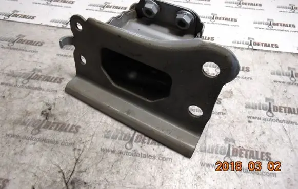 Radiator support slam panel bracket