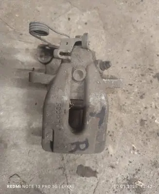 Citroen C4 I Rear brake caliper 