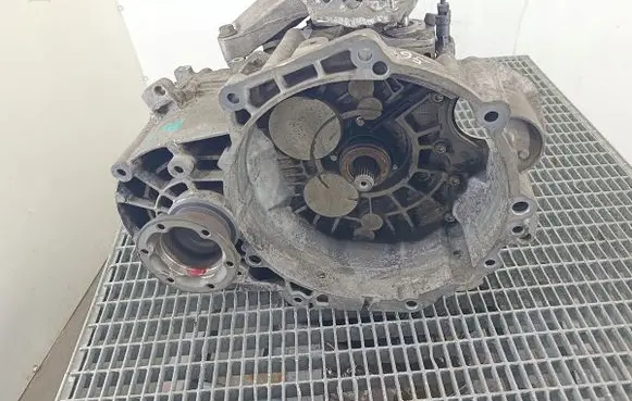 Volkswagen Golf VI Manual 6 speed gearbox LHD