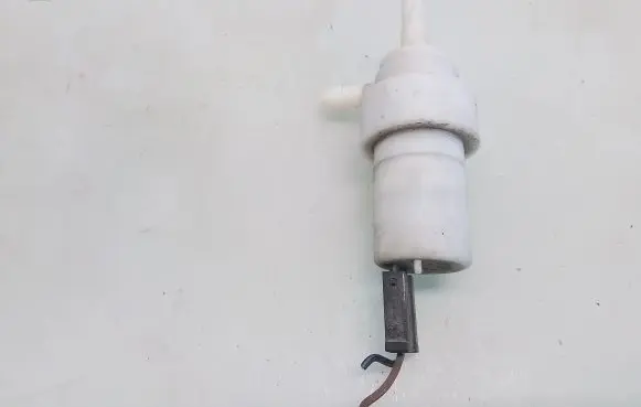 Volkswagen II LT Windscreen/windshield washer pump