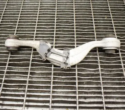 BMW 6 G32 Gran Turismo Rear upper control arm/wishbone 6861119 686111902