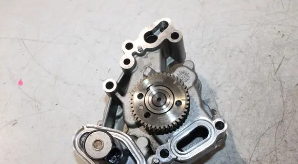 Jeep Wrangler Oil pump 04893614AB 50052348