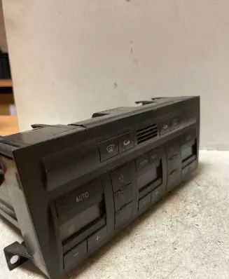 Audi A8 S8 D2 4D Climate control unit 4D0820043P 5HB00807102