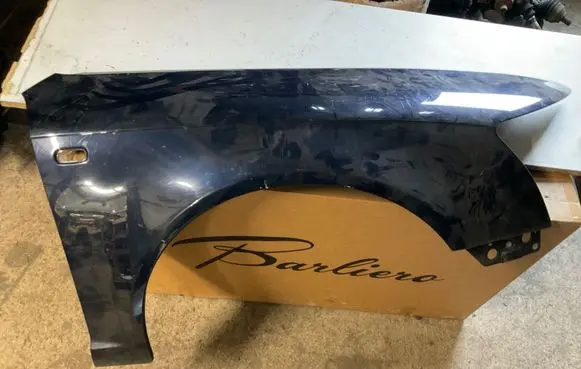 Audi A6 S6 C6 4F Fender